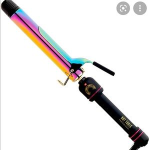 Hot Tools 1 1/4 long barrel curling iron